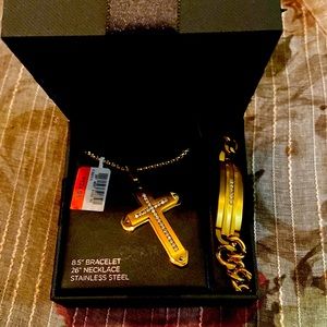 Mens necklace and bracelet